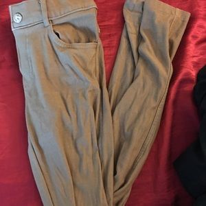 Small tan/dark khaki/light brown leggings